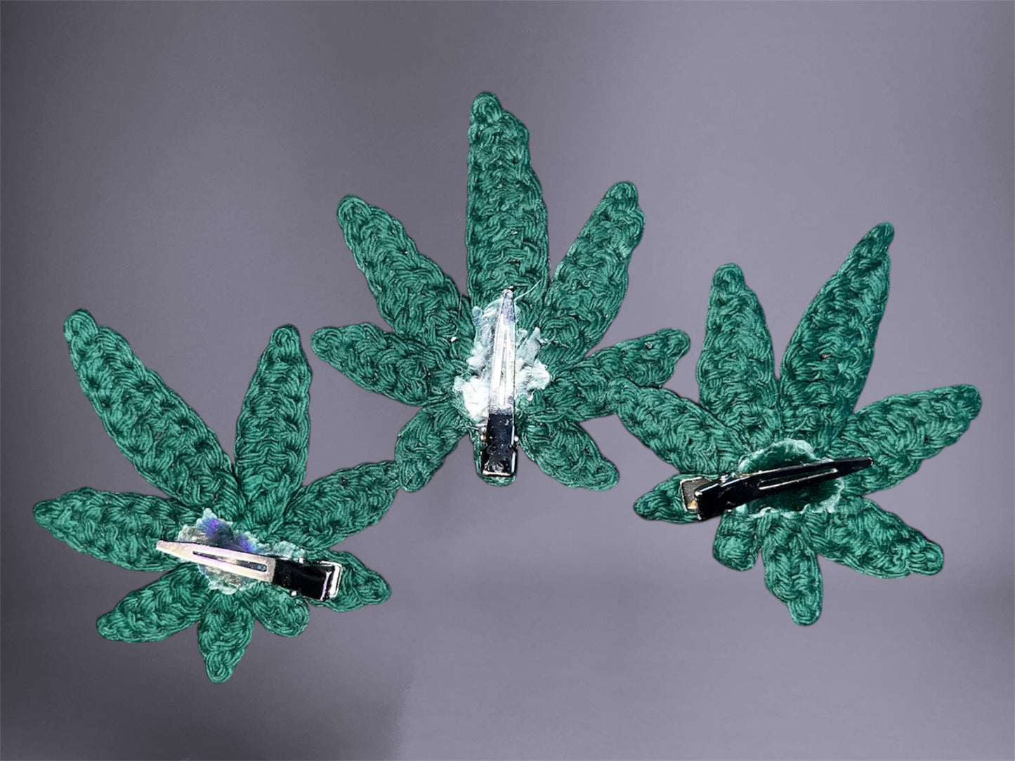 Dark Green Leaf 420 Crochet Clip Accessory